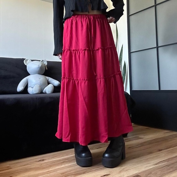 Red Tiered Ruffle Summer Maxi Skirt - Picture 6 of 8